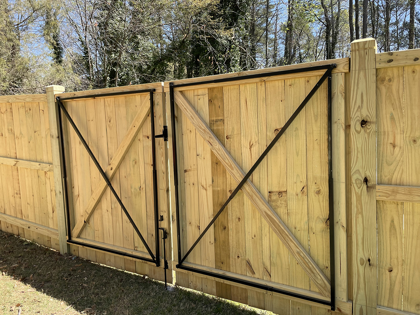 accent fence