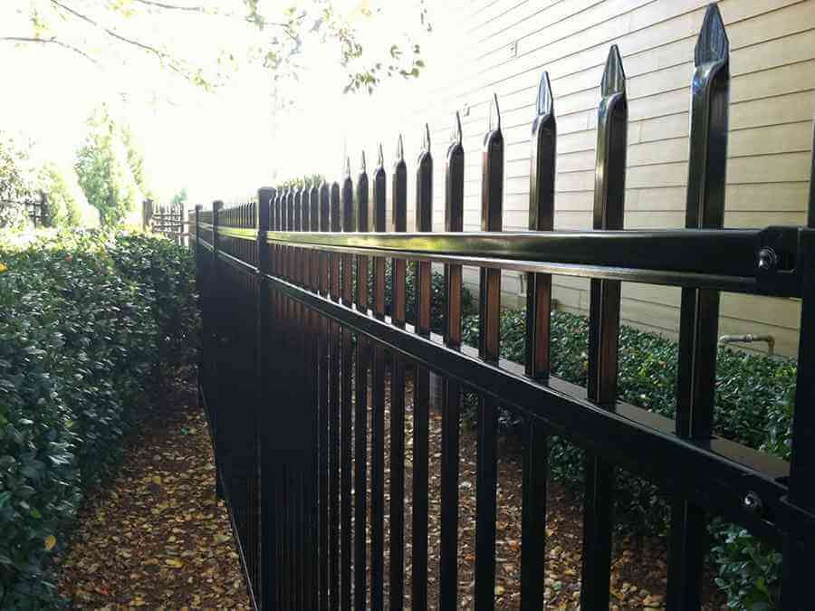 Photo of commercial aluminum fence in Atalnta GA