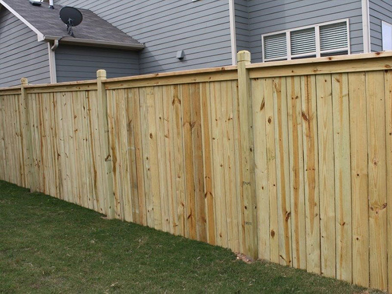 Decatur GA cap and trim style wood fence